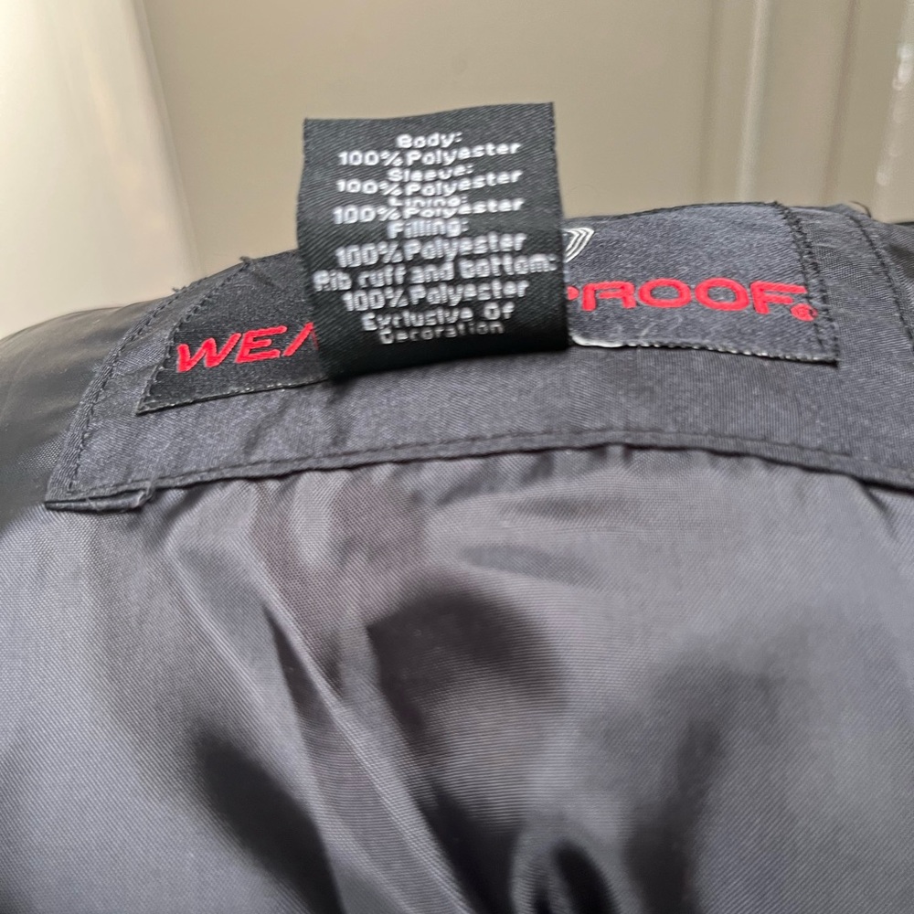 Weather proof jacket - Picture 5 of 7